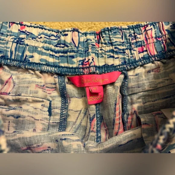 Lilly Pulitzer Lilo Short in Zanzibar Blue Boatylicious Size Medium - Picture 3 of 6